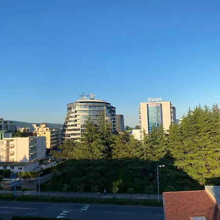 Avalon D608 Big Baolcony Sunny Apartamento