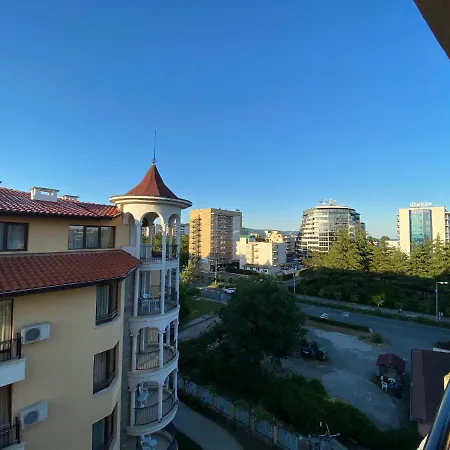 Avalon D608 Big Baolcony Sunny *