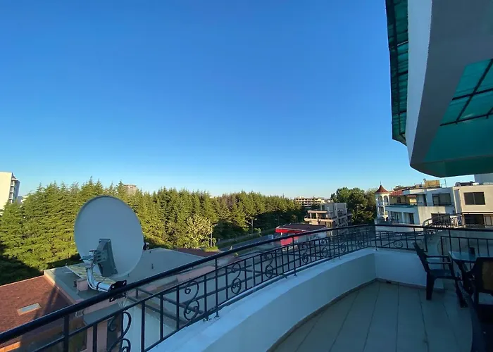 Avalon D608 Big Baolcony Sunny Apartamento *